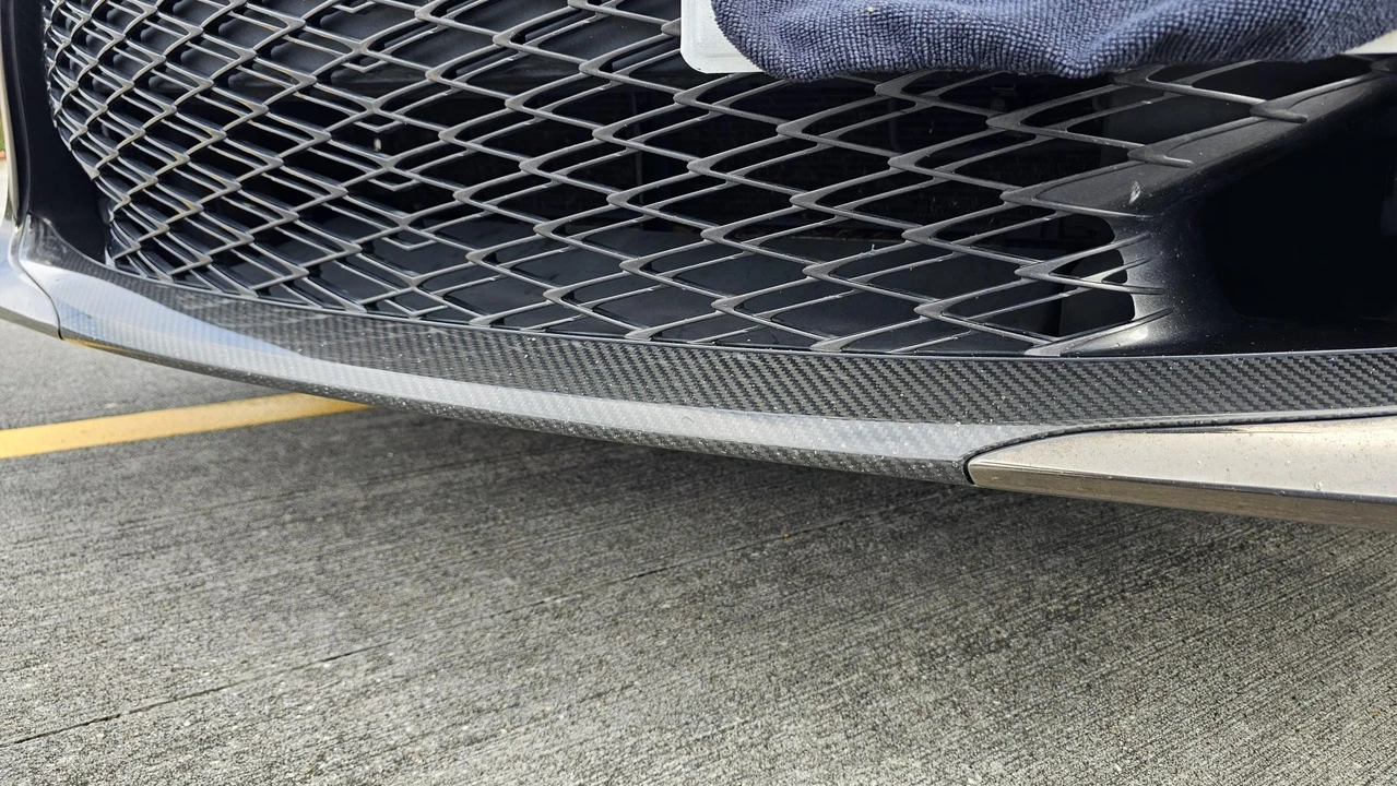 2016 Lexus GS F 4th Gen - Image 25 of 31