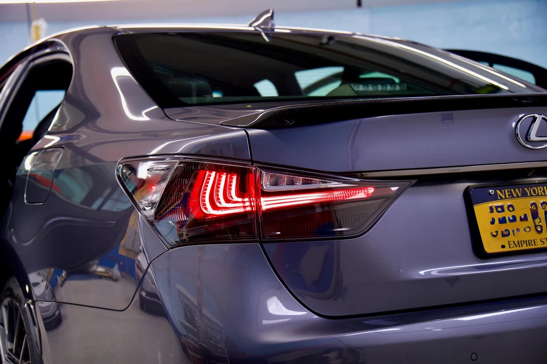 2016 Lexus GS F 4th Gen - Image 30 of 31
