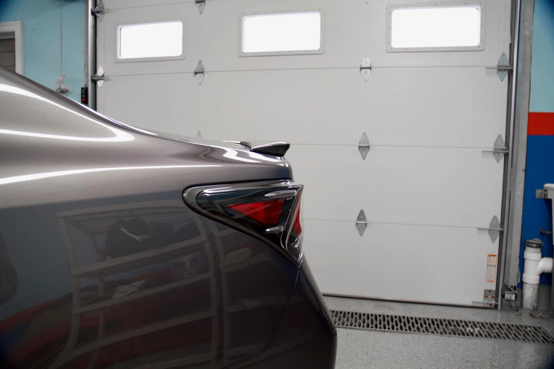 2016 Lexus GS F 4th Gen - Image 28 of 31