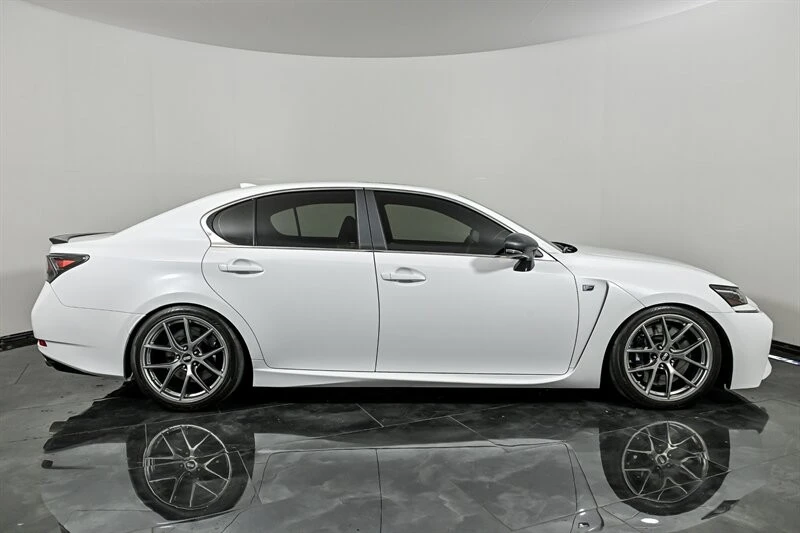 2016 Lexus GS F 4th Gen - Image 10 of 31