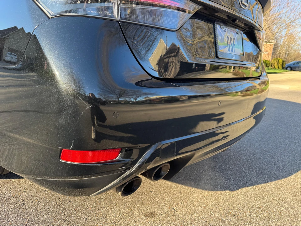 2016 Lexus GS F 4th Gen - Image 19 of 31