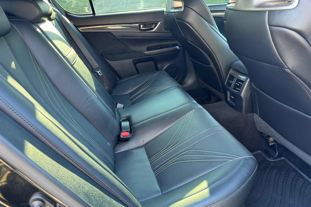 2016 Lexus GS F 4th Gen - Image 28 of 31