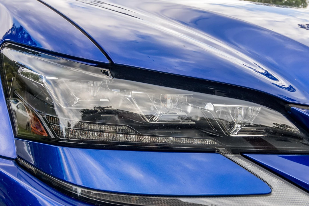 2016 Lexus GS F 4th Gen - Image 15 of 31