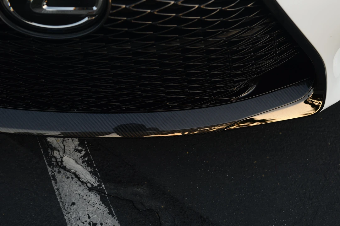 2016 Lexus GS F 4th Gen - Image 19 of 31