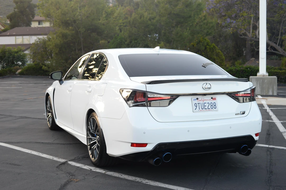2016 Lexus GS F 4th Gen - Image 10 of 31