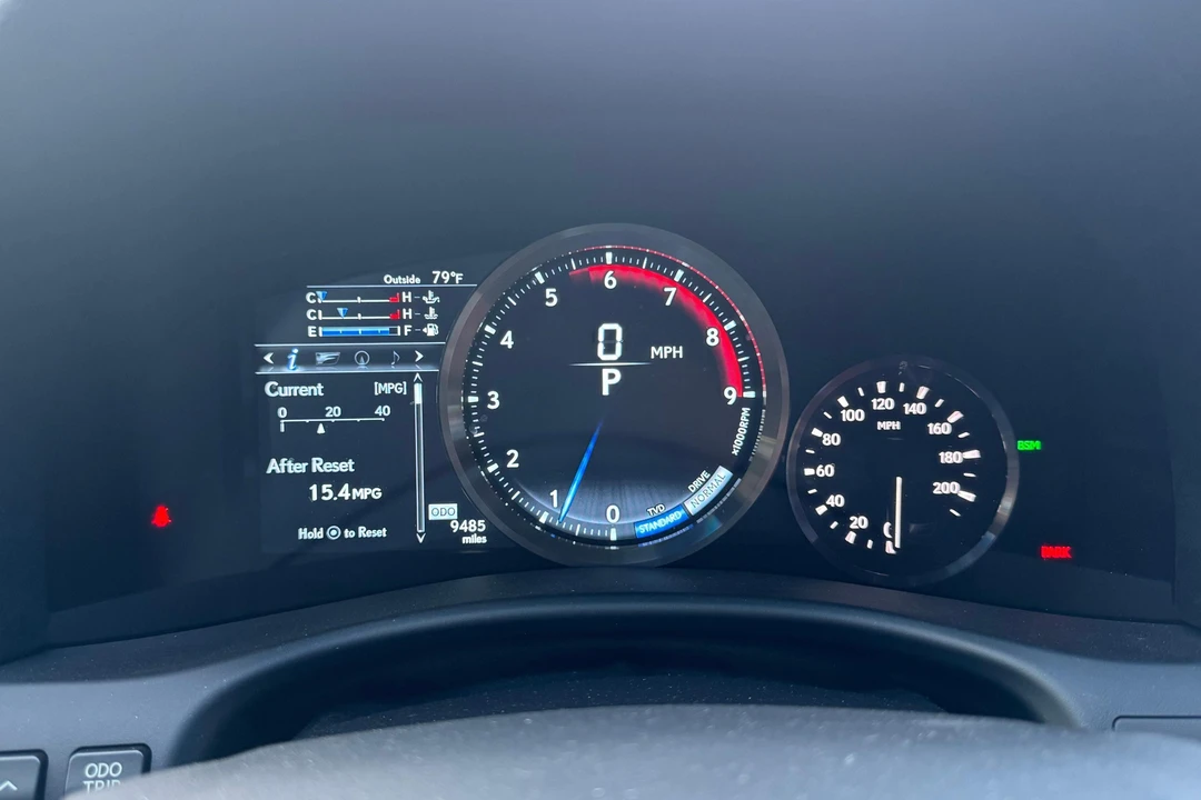 2016 Lexus GS F 4th Gen - Image 30 of 31