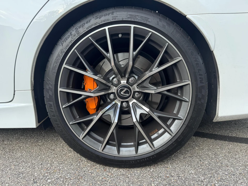 2016 Lexus GS F 4th Gen - Image 24 of 31