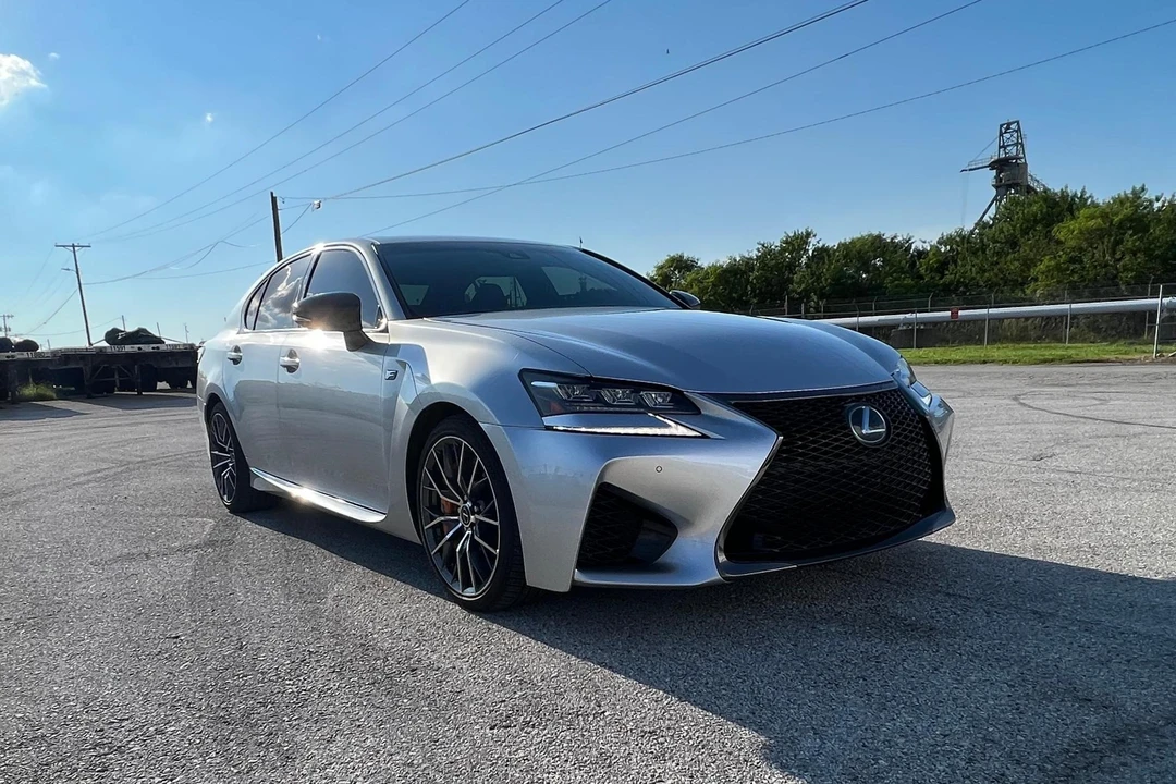 2016 Lexus GS F 4th Gen - Image 28 of 31