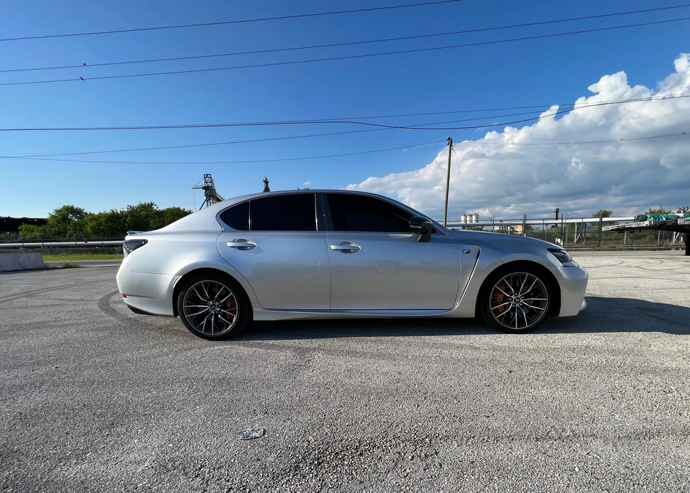 2016 Lexus GS F 4th Gen - Image 25 of 31