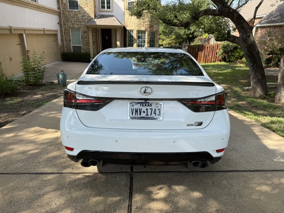 2016 Lexus GS F 4th Gen - Image 26 of 28