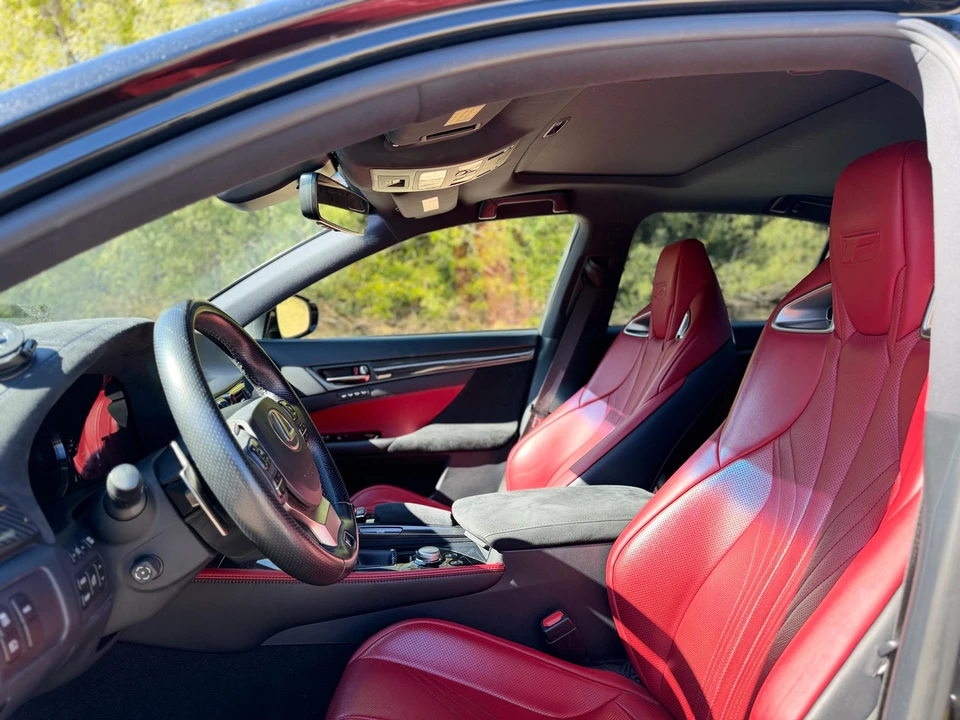 2016 Lexus GS F 4th Gen - Image 28 of 31