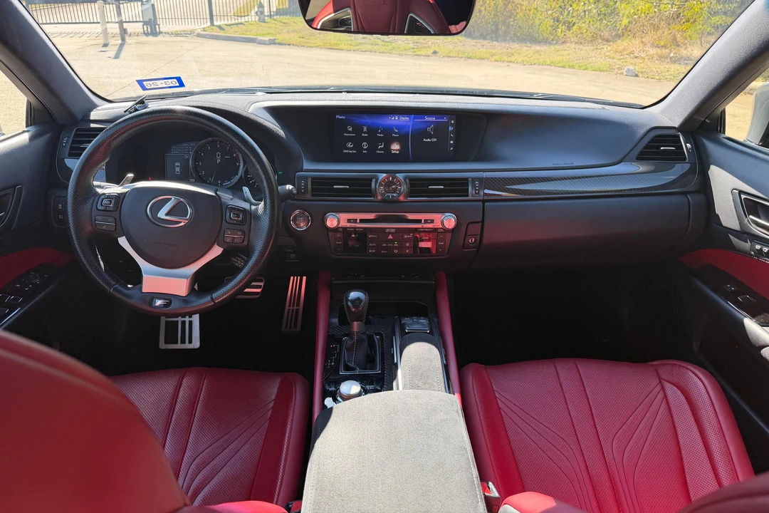 2016 Lexus GS F 4th Gen - Image 24 of 31