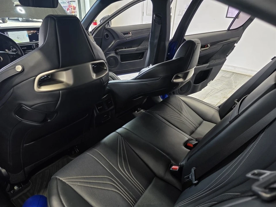 2016 Lexus GS F 4th Gen - Image 19 of 31