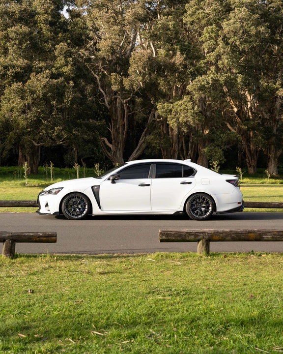 2016 Lexus GS F 4th Gen - Image 26 of 31