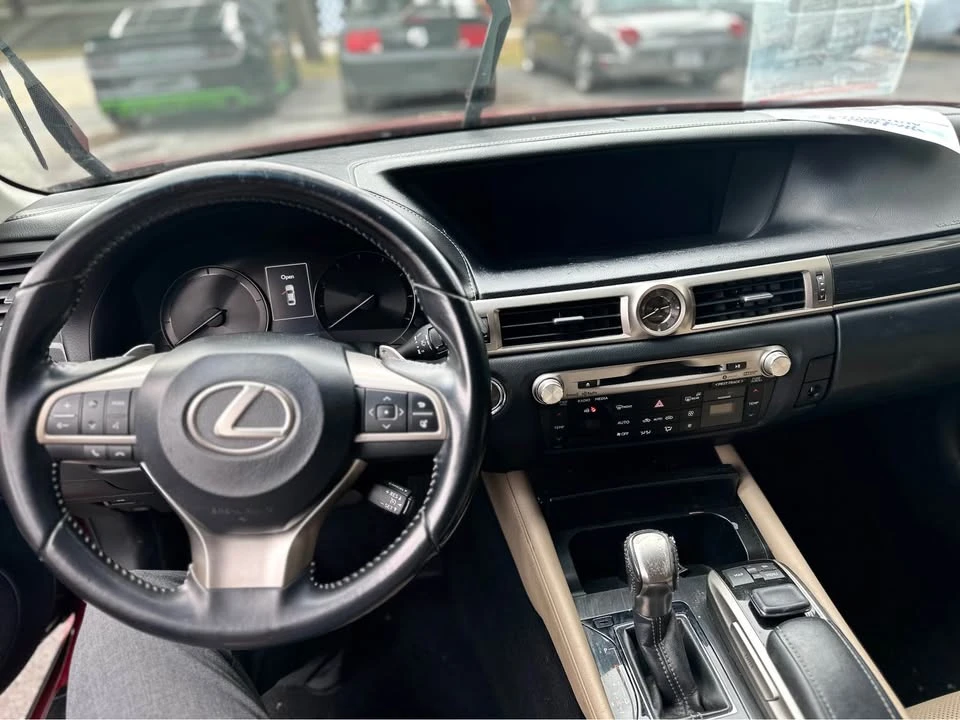 2016 Lexus GS 4th Gen - Image 6 of 9