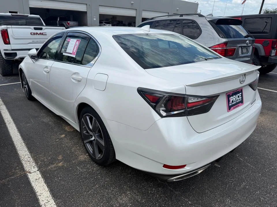 2016 Lexus GS 4th Gen - Image 4 of 10