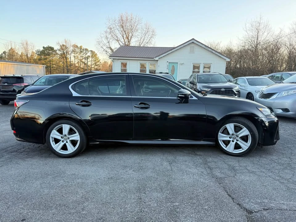 2016 Lexus GS 4th Gen - Image 9 of 20