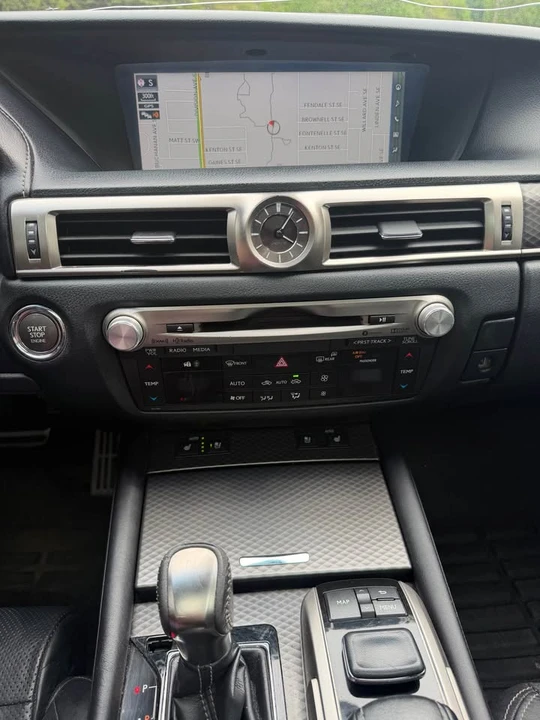 2016 Lexus GS 4th Gen - Image 15 of 20