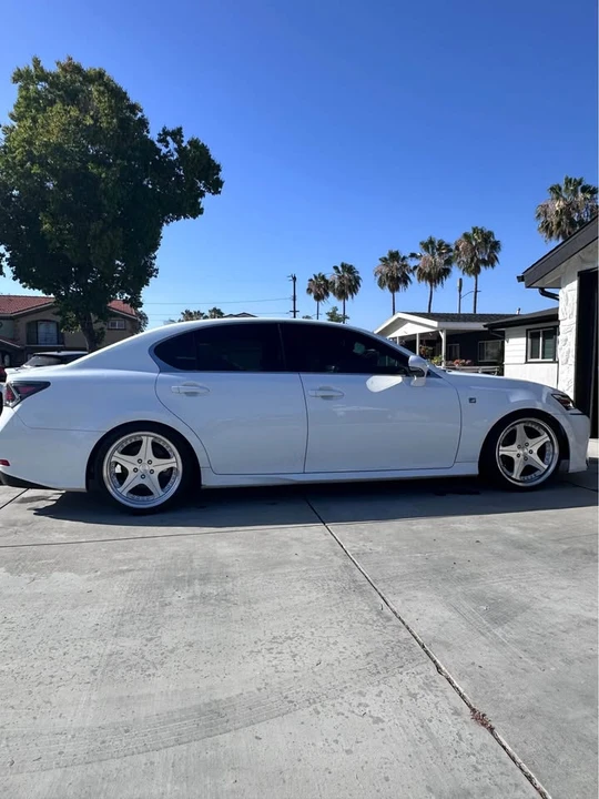 2016 Lexus GS 4th Gen - Image 3 of 17