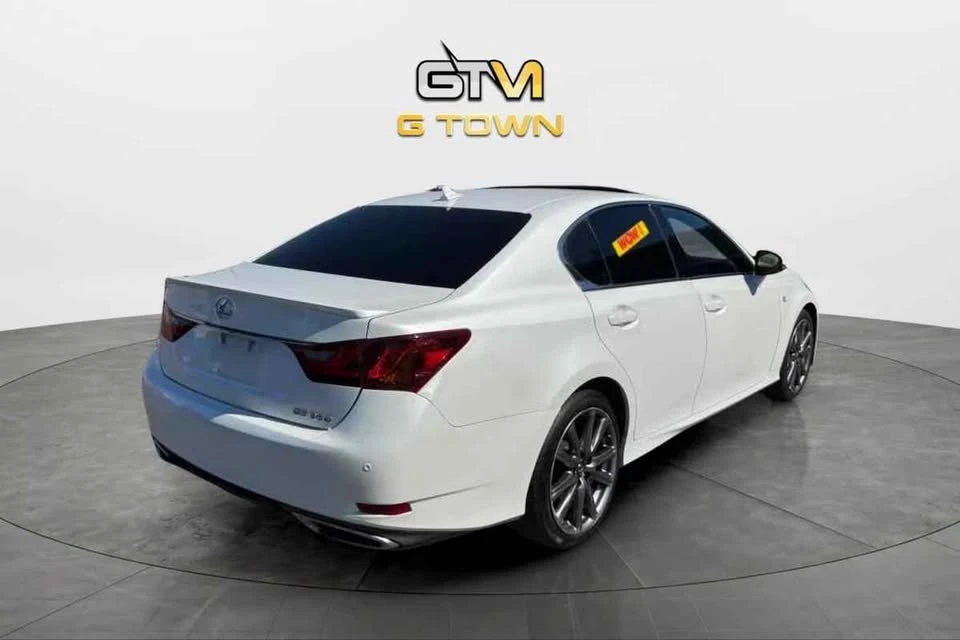 2016 Lexus GS 4th Gen - Image 4 of 10