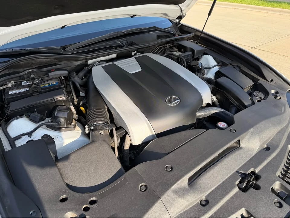 2016 Lexus GS 4th Gen - Image 2 of 20