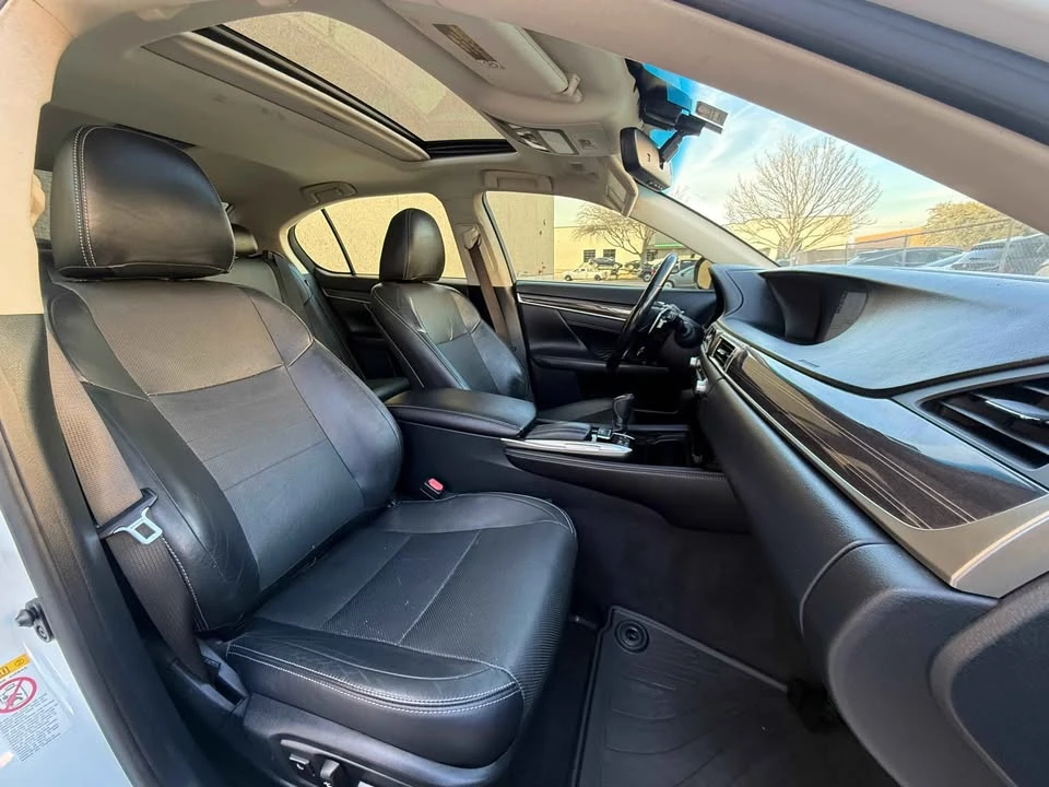 2016 Lexus GS 4th Gen - Image 11 of 12