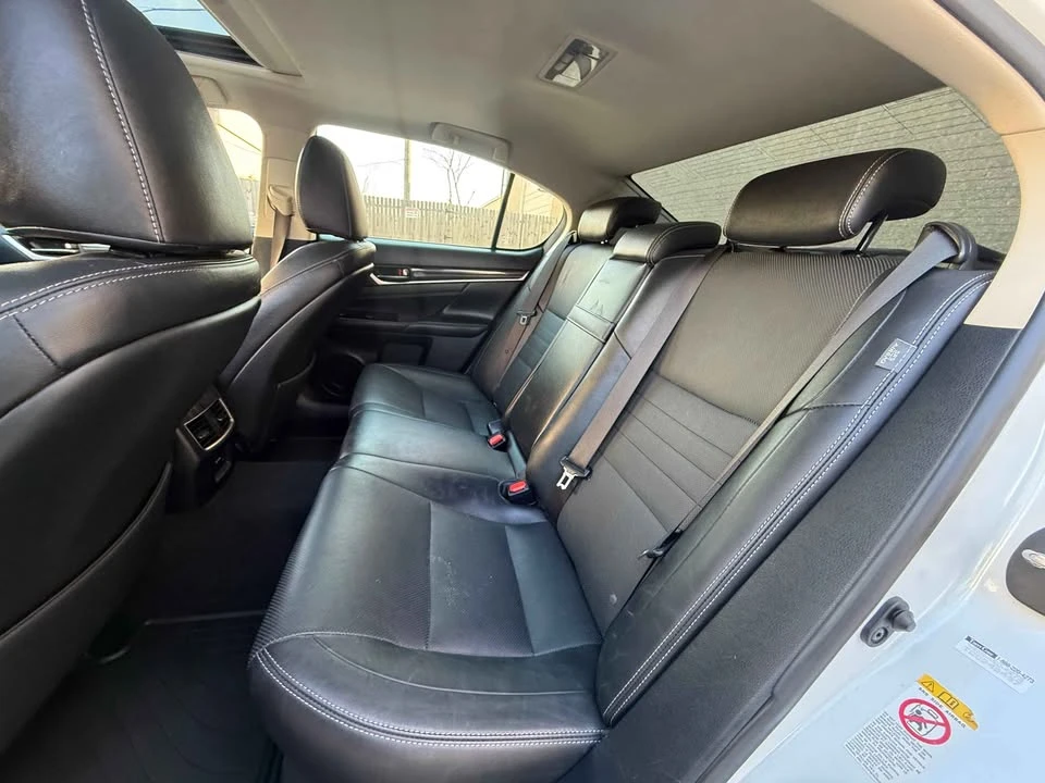2016 Lexus GS 4th Gen - Image 9 of 12