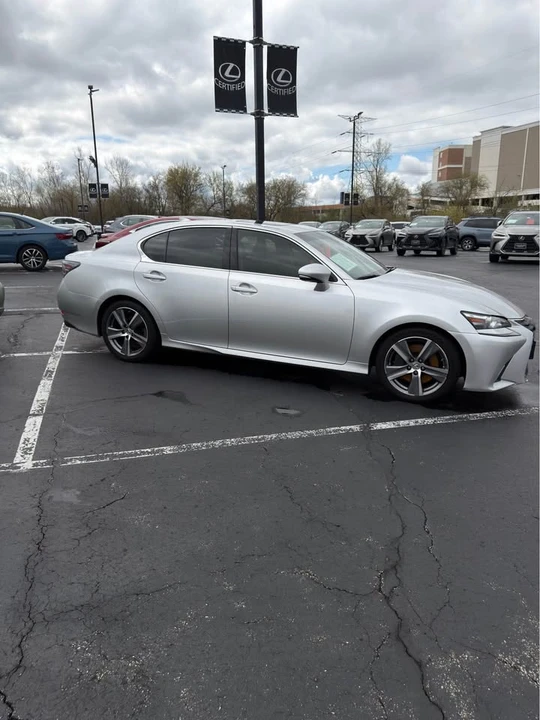 2016 Lexus GS 4th Gen - Image 3 of 11