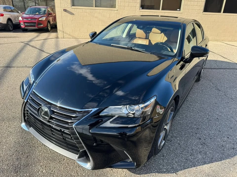 2016 Lexus GS 4th Gen - Image 11 of 20