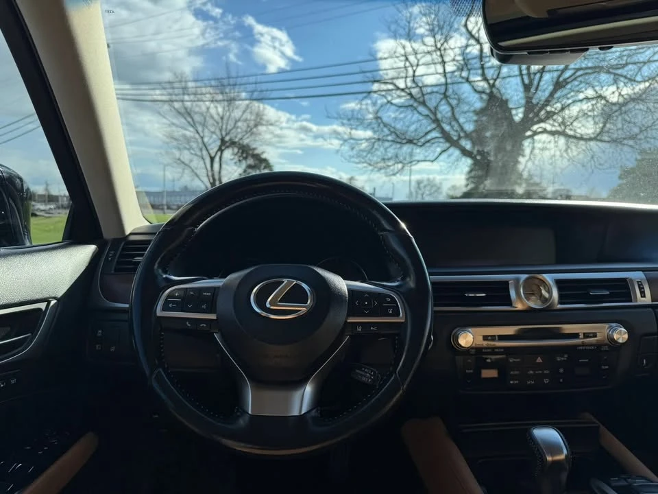 2016 Lexus GS 4th Gen - Image 13 of 20