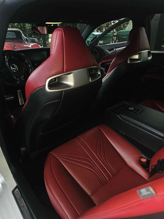 2016 Lexus GS F 4th Gen - Image 9 of 10