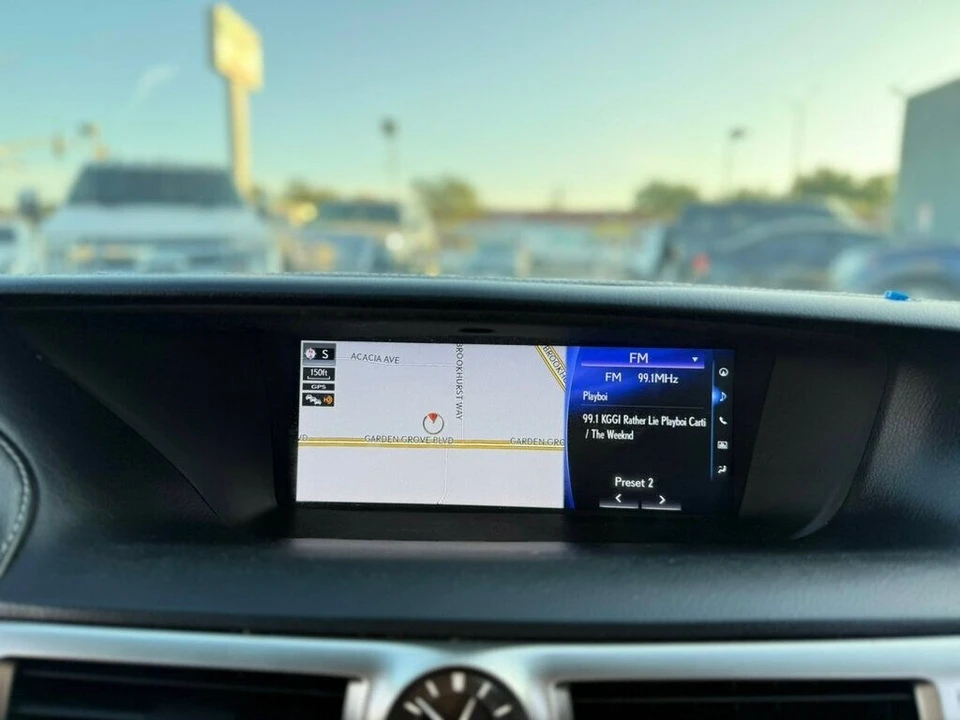 2016 Lexus GS 4th Gen - Image 14 of 21