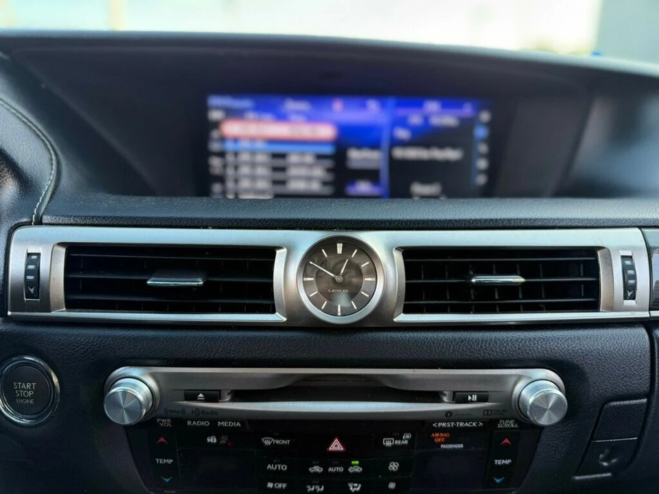 2016 Lexus GS 4th Gen - Image 16 of 21