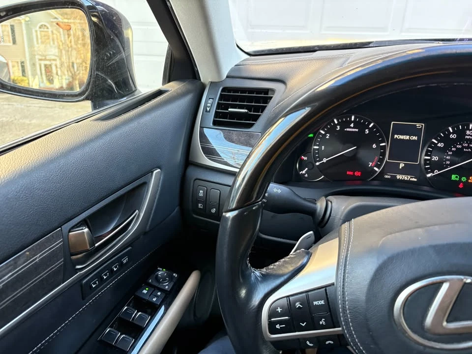 2016 Lexus GS 4th Gen - Image 8 of 10
