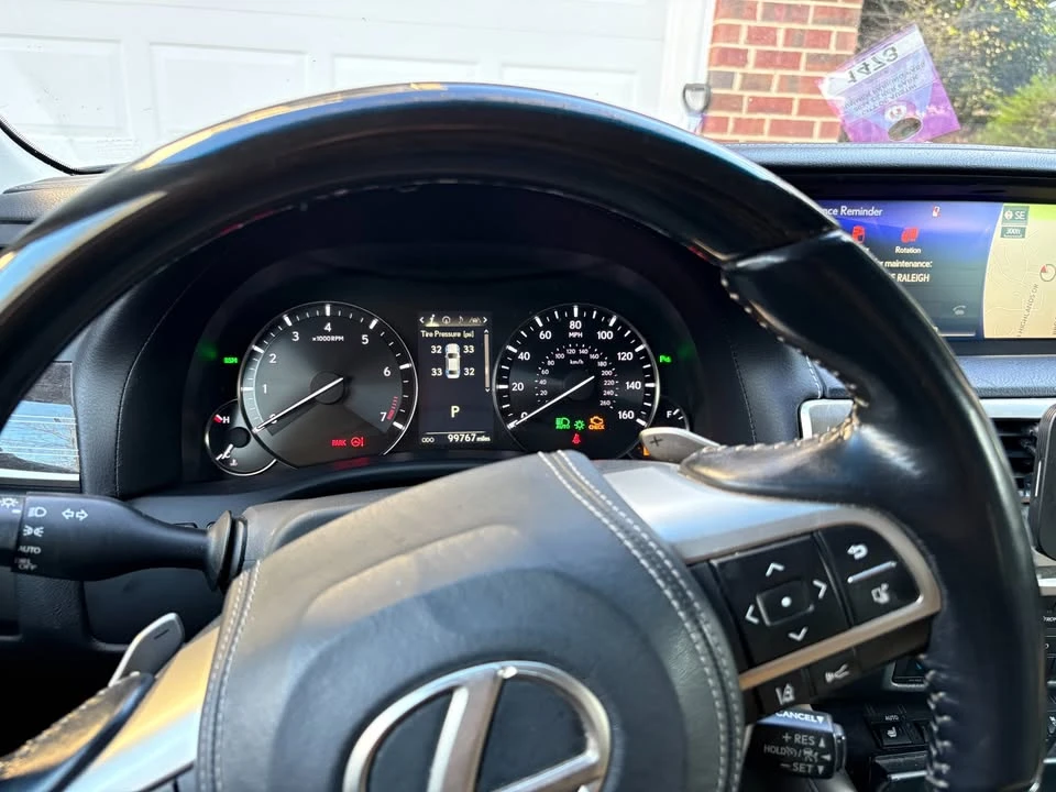 2016 Lexus GS 4th Gen - Image 7 of 10