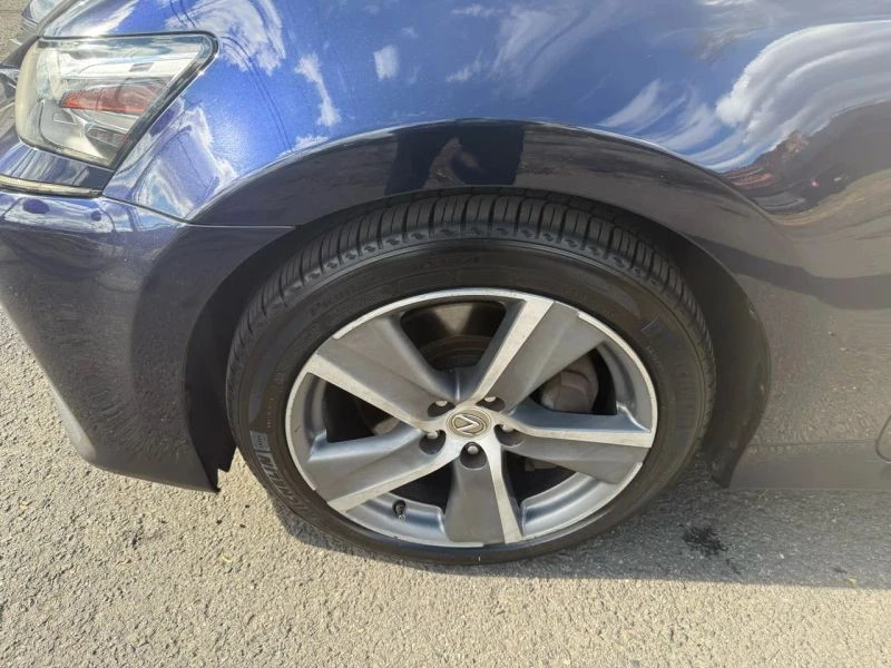 2016 Lexus GS 4th Gen - Image 9 of 12