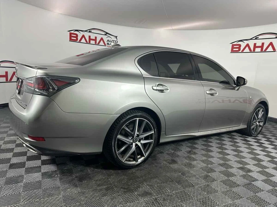 2016 Lexus GS 3rd Gen - Image 9 of 21