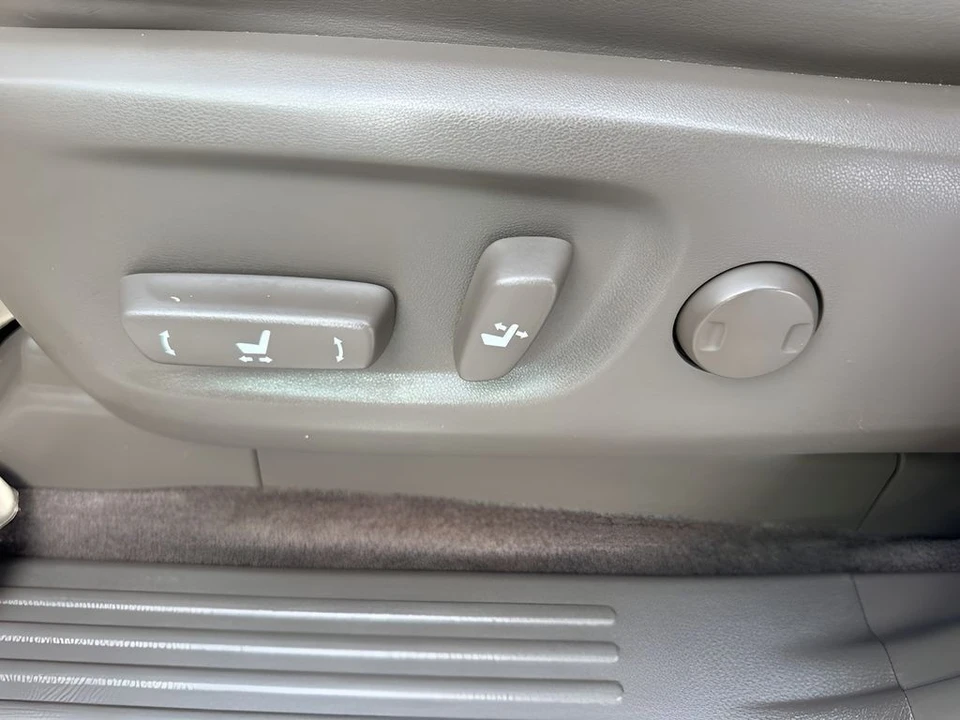 2016 Lexus GX 2nd Gen - Image 10 of 12