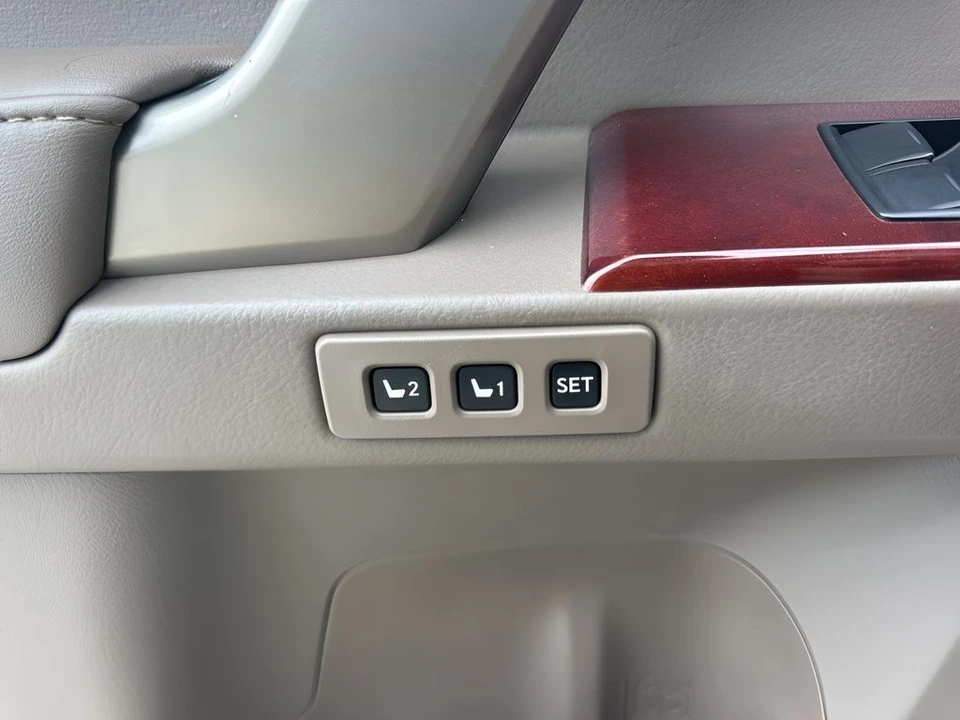 2016 Lexus GX 2nd Gen - Image 11 of 12