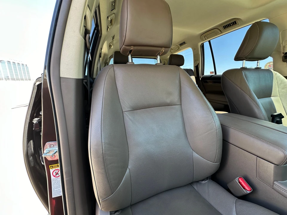2016 Lexus GX 2nd Gen - Image 29 of 31
