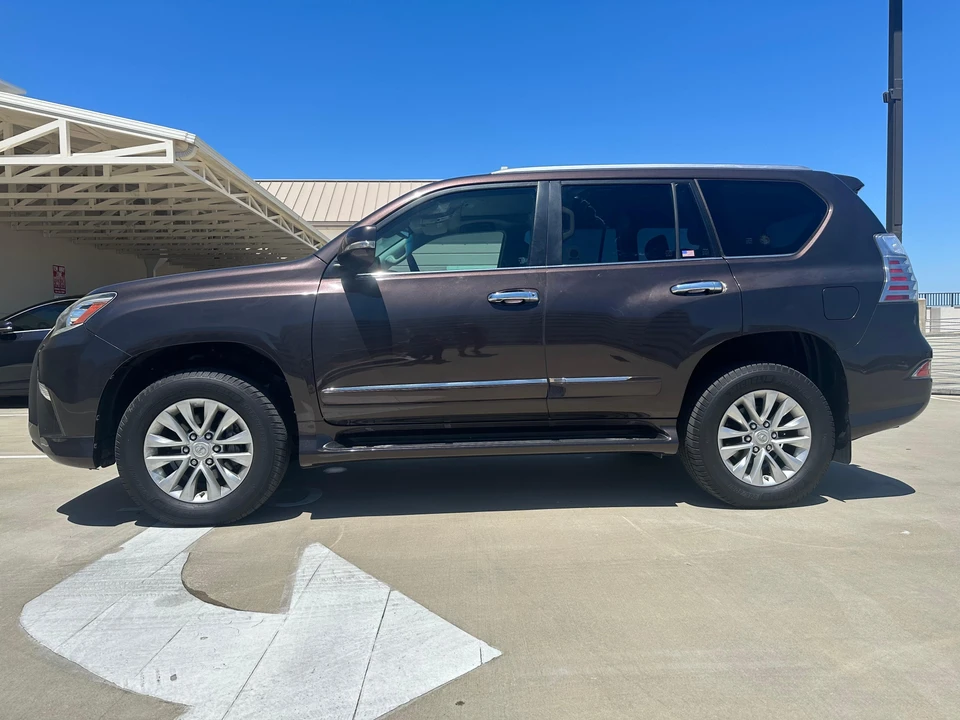 2016 Lexus GX 2nd Gen - Image 6 of 31