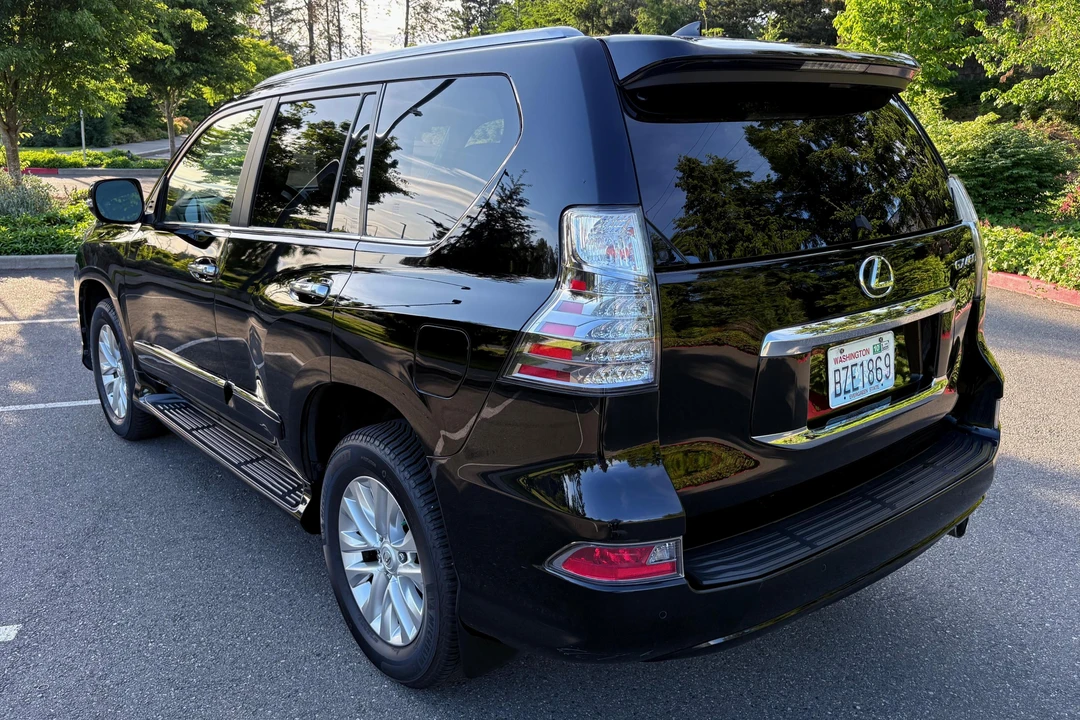 2016 Lexus GX 2nd Gen - Image 4 of 31