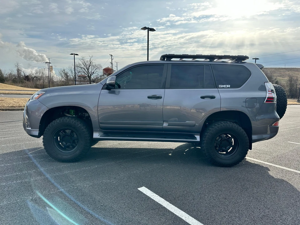 2016 Lexus GX 2nd Gen - Image 9 of 31