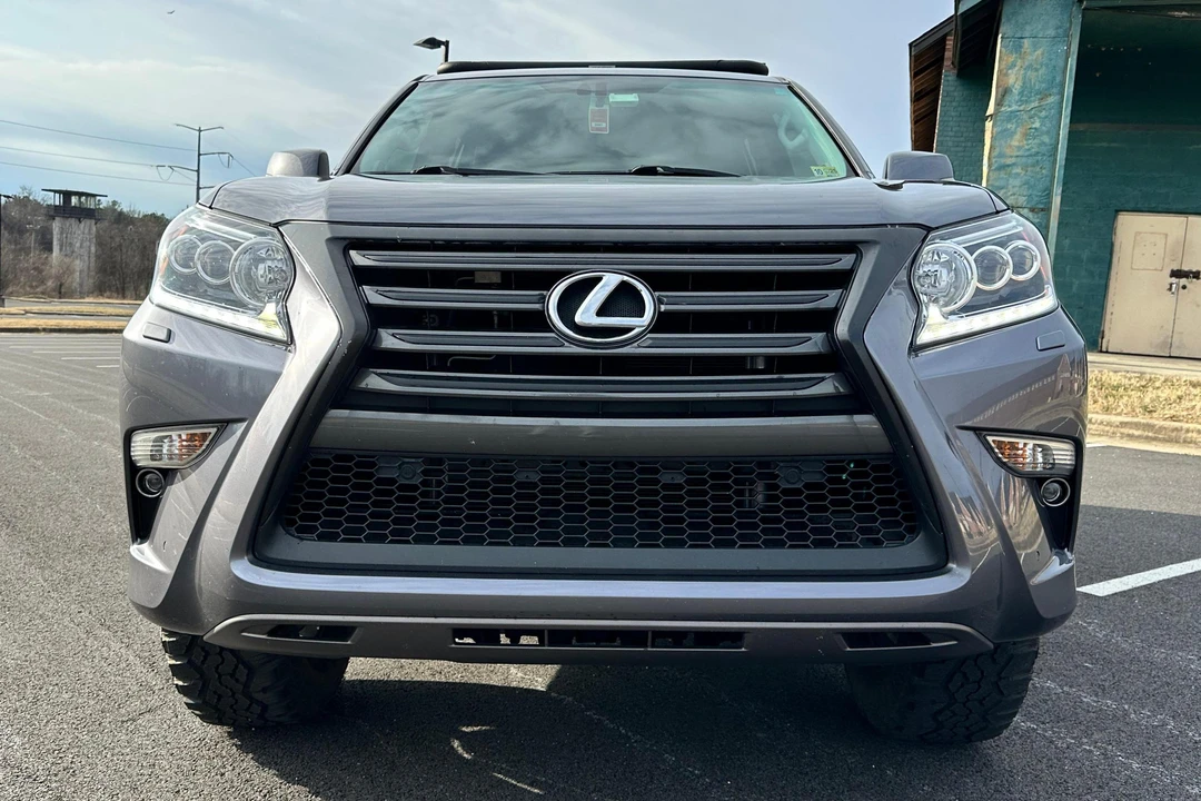 2016 Lexus GX 2nd Gen - Image 2 of 31