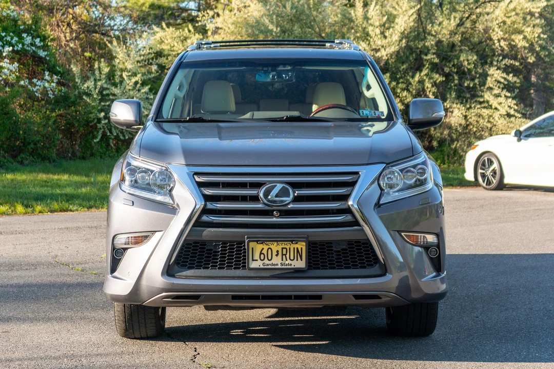 2016 Lexus GX 2nd Gen - Image 2 of 31