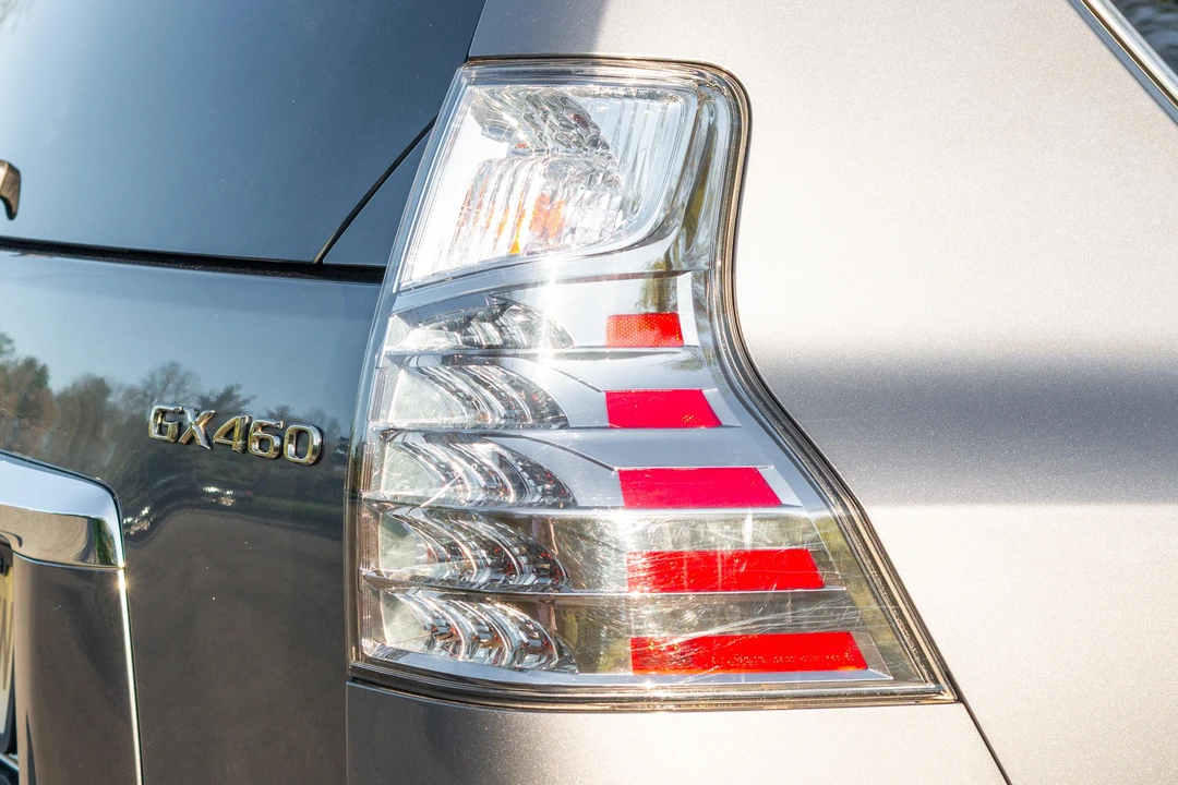 2016 Lexus GX 2nd Gen - Image 19 of 31