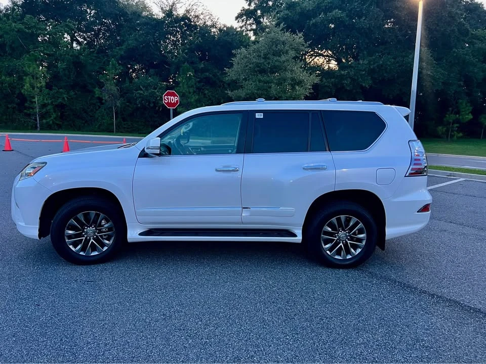 2016 Lexus GX 2nd Gen - Image 4 of 17