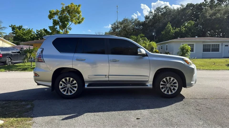 2016 Lexus GX 2nd Gen - Image 5 of 16