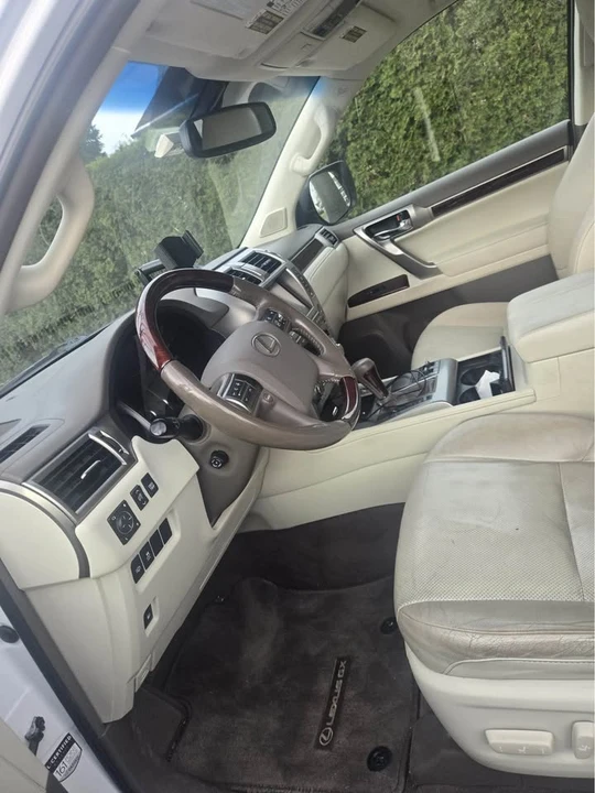 2016 Lexus GX 2nd Gen - Image 4 of 5
