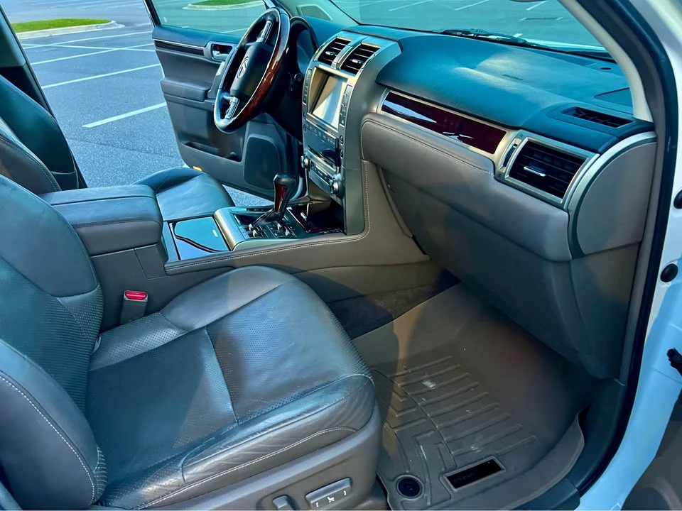2016 Lexus GX 2nd Gen - Image 14 of 18